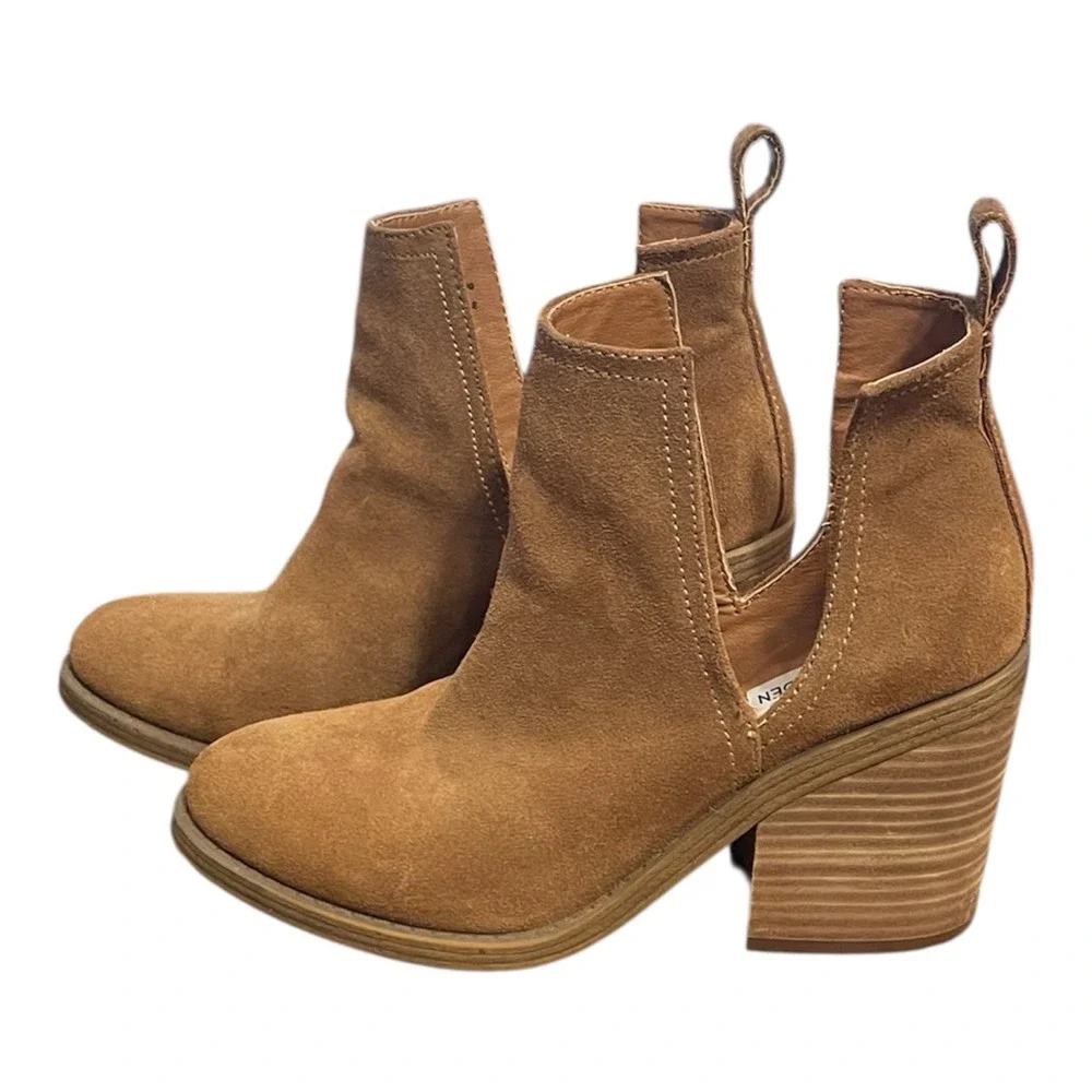 Steve Madden Sharini Tan Suede V-Cut Ankle Boots Block Heel‎ Womens 7M